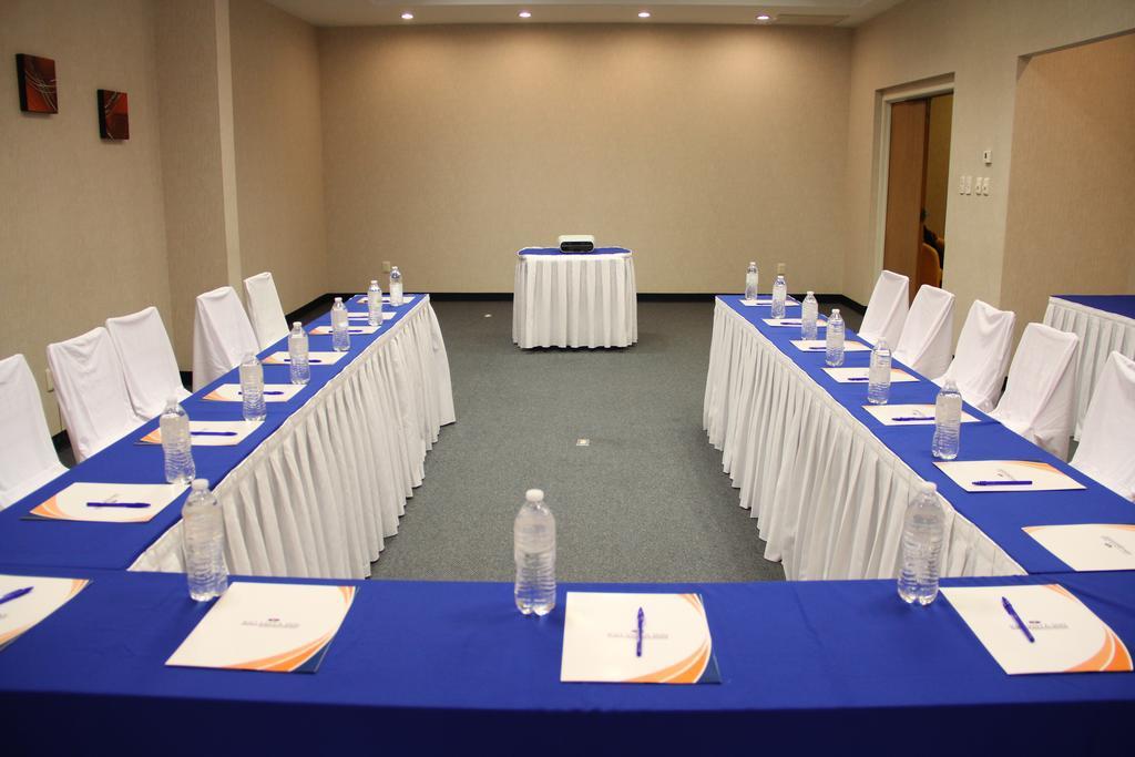 Rio Vista Inn Business High Class Hotel Poza Rica Dış mekan fotoğraf